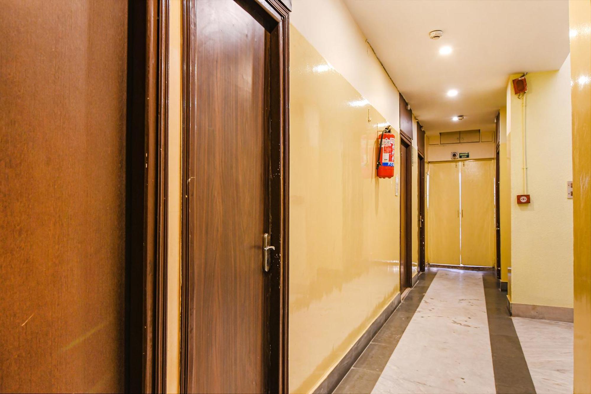 Fabhotel Aayash - Nr City Center Metro Station Kolkata Bagian luar foto