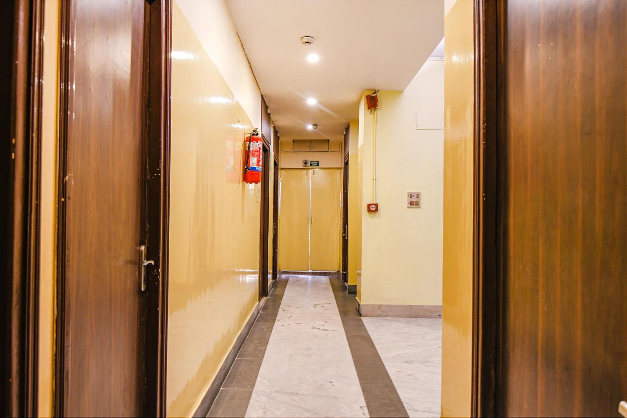 Fabhotel Aayash - Nr City Center Metro Station Kolkata Bagian luar foto